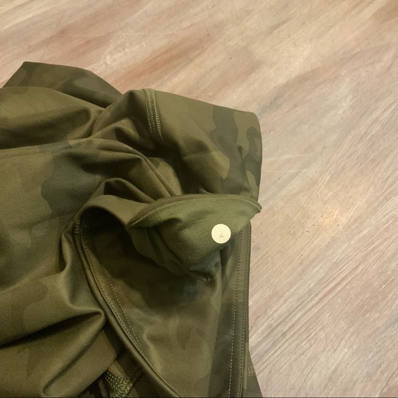 Lululemon Wunder Under Pants - Picture 5 of 5